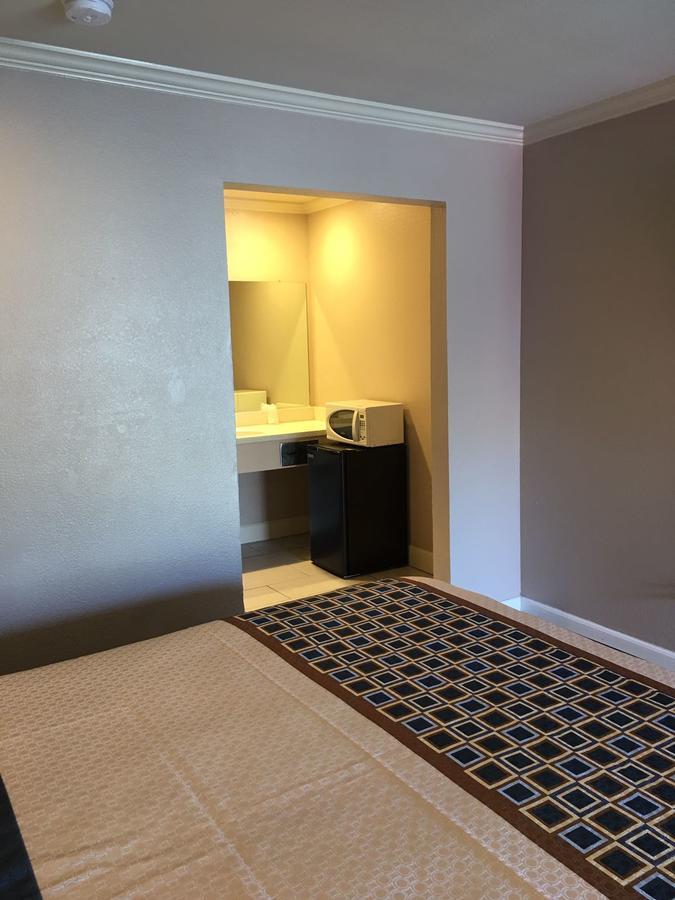 دالي سيتي، سان ماتيو، كاليفورنيا Royal Palace Inn المظهر الخارجي الصورة